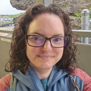 Meet your Posher, Carrie